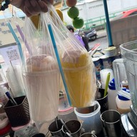 ผลไม้ปั่น น้ำปั่นชาไข่มุก Byเจ้นัท @อิสรภาพ15