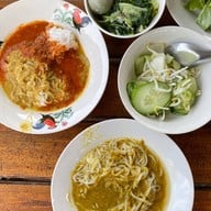 ขนมจีนป้าเอียด