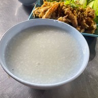 เสี่ยวเอ้อข้าวต้มปลา