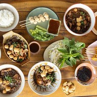 ก๋วยเตี๋ยวเรือสี่พระยา พัทลุง