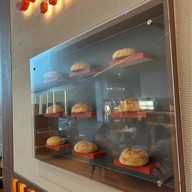 Smizzle Burger เซ็นทรัลเอ็มบาสซี่