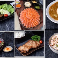 แซลมอน ข้าวด้ง ซูชิ แกงกะหรี่ (โคจิไก)แซลมอน นวมินทร์  111