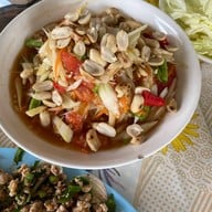 ณิชา รสแซ่บ