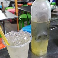 เมนูของร้าน ช.หอยทอดออส่วน ตลาดโต้รุ่ง องค์พระปฐมเจดีย์