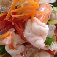 ส้มตำ ตัวแม่ (ตำ ยำ ต้ม น้ำปั่น ) ข้างศรีสวัสดิ์สาขาแยกบ้านบุญส่ง