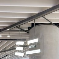 mini ミニ oriental speedbar เดอะมอลล์ บางกะปิ (The Mall Bangkapi)