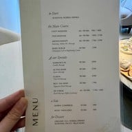 Pine Tree Gallery Spa Thonglor