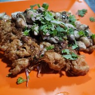 เมนูของร้าน ช.หอยทอดออส่วน ตลาดโต้รุ่ง องค์พระปฐมเจดีย์