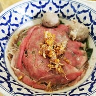 เมนูของร้าน ราชารส ก๋วยเตี๋ยวเรือและหม้อไฟ สาขา สาธุ 49 สาธุประดิษฐ์ 49 (ฝั่งยานนาวาตัดใหม่)