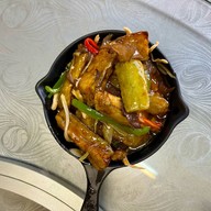 Dalian พร้อมพงษ์