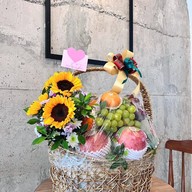 ยายพลอยผลไม้ ตลาดเจริญเจริญ