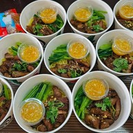 กะเพราอิ่มพุง &คลีน {รับทำข้าวกล่อง จัดแบรค }