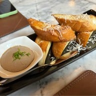 เมนูของร้าน Flow Restaurant and Bar พหลโยธิน 9