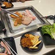 Kantar BBQ - กันธาบาร์บีคิว ปิ้งย่างเกาหลี สาธุประดิษฐ์