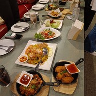 เมนูของร้าน R&B Karaoke สาทร