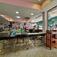 ร้านข้าวแกง ครัวรุ่งขวัญ