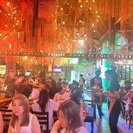 7th Street bar&bistro เมกา บางนา