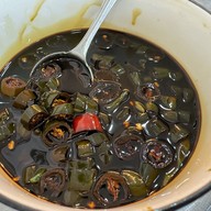 tw crispy pork (หมูกรอบ-หมูแดง) นนทบุรี