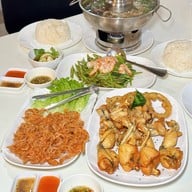 โอ๊บ โอ๊บ (กบทอดท่ามะกา)