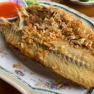 เจ๊ต้อยซีฟู้ด สามโคก