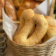 NINE PASTRY (Croissaint Sourdough Cake) อโศก