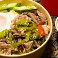 ครัวแม่ใหญ่ศรี (ข้าวกะเพรา,ทอดกะเทียม,ผัดบล็อคโคลี่,ส้มตำ)