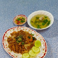 โรตีริมเล-โจ๊กเหมียวหลัน(เดิมเจ้าเก่าหน้าธนาคารกรุงไทย)
