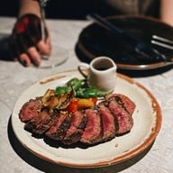 Paleta:Iberico,Wine,Bar