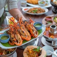 เมนูของร้าน The View Village Restaurant & Karaoke แม่เหียะ