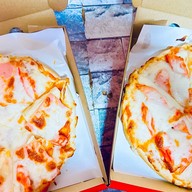 พิซซ่า Twins Pizza🍕เมืองเอก(รับคนละครึ่ง) ถูกอร่อยจบในร้านเดียว #เมืองเอก #แฝด #พิซซ่า #Pizza (ทวิน พิซซ่าโฮมเมด สาขาเมืองเอก)