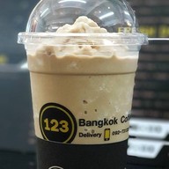 123 Bangkok house & coffee เพชรบุรีตัดใหม่