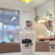 เมนูของร้าน Nom Nom นมสด ปังปิ้งเนยหอมๆ -