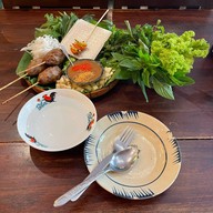 Hanoi House มหาทุน พลาซ่า