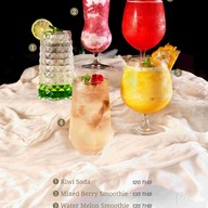 เมนู Varee Fine Casual Dining