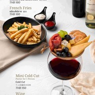 เมนู Varee Fine Casual Dining