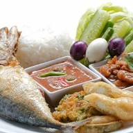 ร้านลับตามสั่ง &  ยำ สาขาหทัยราษฏร์