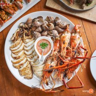 Sea Blue Restaurant พัทยา