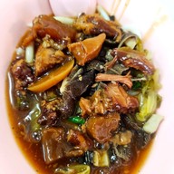 ข้าวมันไก่ ขนมจีนไหหลำ สวนสน โกอ่างโภชนา บางโพ