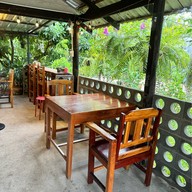 ร้านเขียวขจี