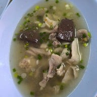 เมนูของร้าน ก๋วยเตี๋ยวไก่ไทยนายโต้งห้วยพลู สาขา2 สี่แยกกั่งบ๊วย