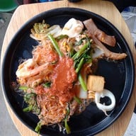 อ๊อดก๋วยเตี๋ยวหมูต้มยำสูตรโบราณ