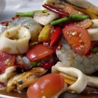 ส้มตำ ลาบยโส