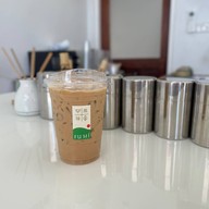 FUMI House Cafe : FUMI 風味 บ้านเพ