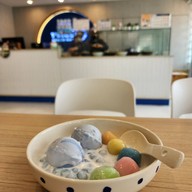 ขนมแม่ สี่แยกรวมโชค ชาตรามือ ไดร์ฟทรู