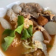 อ๊อดก๋วยเตี๋ยวหมูต้มยำสูตรโบราณ