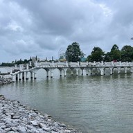 บรรยากาศ พระบรมราชานุสาวรีย์สมเด็จพระเจ้าตากสินมหาราช