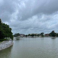 บรรยากาศ พระบรมราชานุสาวรีย์สมเด็จพระเจ้าตากสินมหาราช