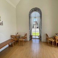FUMI House Cafe : FUMI 風味 บ้านเพ