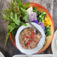 Chicken and Bee : Good Food and Organic Farm