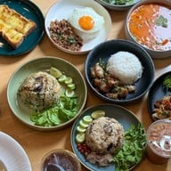 บุญชงคาเฟ่